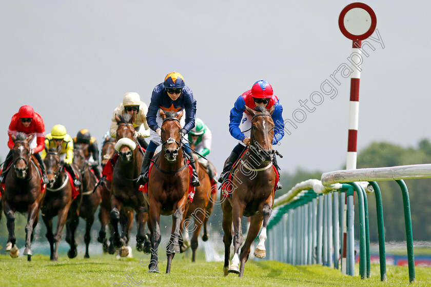 Nellie-Leylax-0002 
 NELLIE LEYLAX (right, Pierre-Louis Jamin) beats INVOLVEMENT (centre) in the Betfred Silver Bowl Handicap
Haydock 25 May 2024 - Pic Steven Cargill / Racingfotos.com