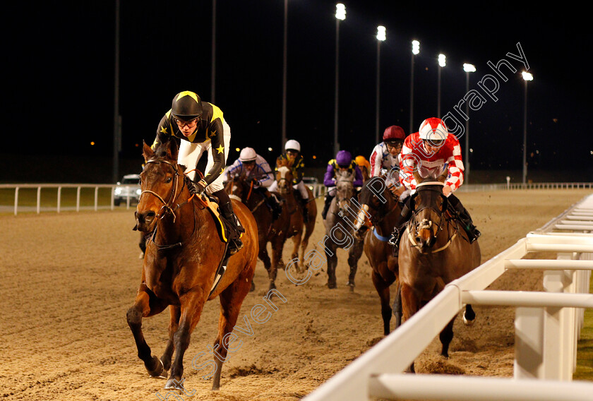 Bahamian-Heights-0002 
 BAHAMIAN HEIGHTS (Jonathan Fisher) wins The Bet toteplacepot At betfred.com Apprentice Handicap Chelmsford 8 Dec 2017 - Pic Steven Cargill / Racingfotos.com