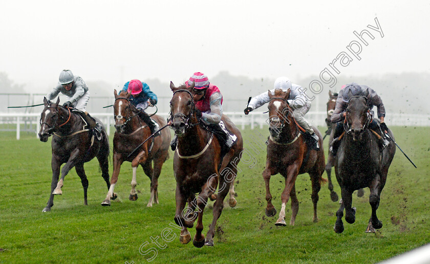 Stone-Circle-0002 
 STONE CIRCLE (Ray Dawson) beats FRESH (right) in The Macmillan Cancer Support Handicap
Ascot 2 Oct 2020 - Pic Steven Cargill / Racingfotos.com