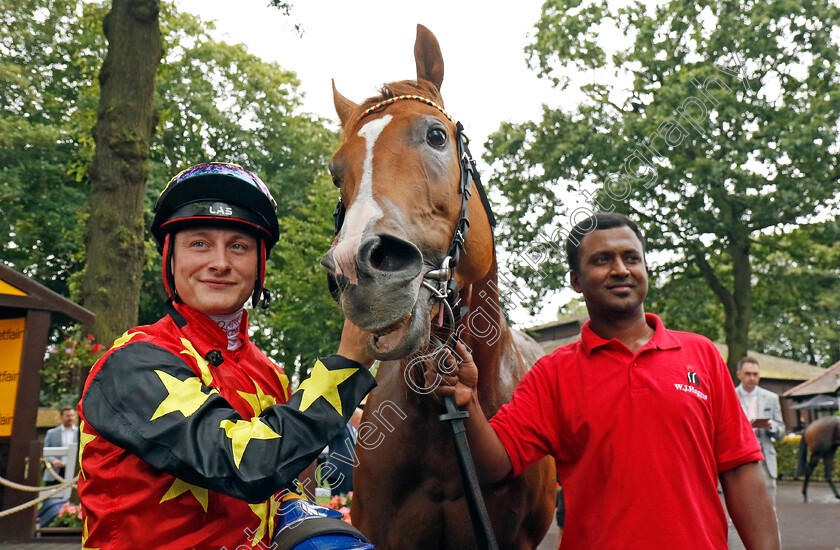 Montassib-0010 
 MONTASSIB (Cieren Fallon) winner of The Betfair Sprint Cup
Haydock 7 Sep 2024 - Pic Steven Cargill / Racingfotos.com