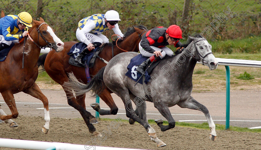 Gold-Filigree-0001 
 GOLD FILIGREE (Shane Kelly) wins The Betway Casino Handicap
Lingfield 23 Mar 2019 - Pic Steven Cargill / Racingfotos.com