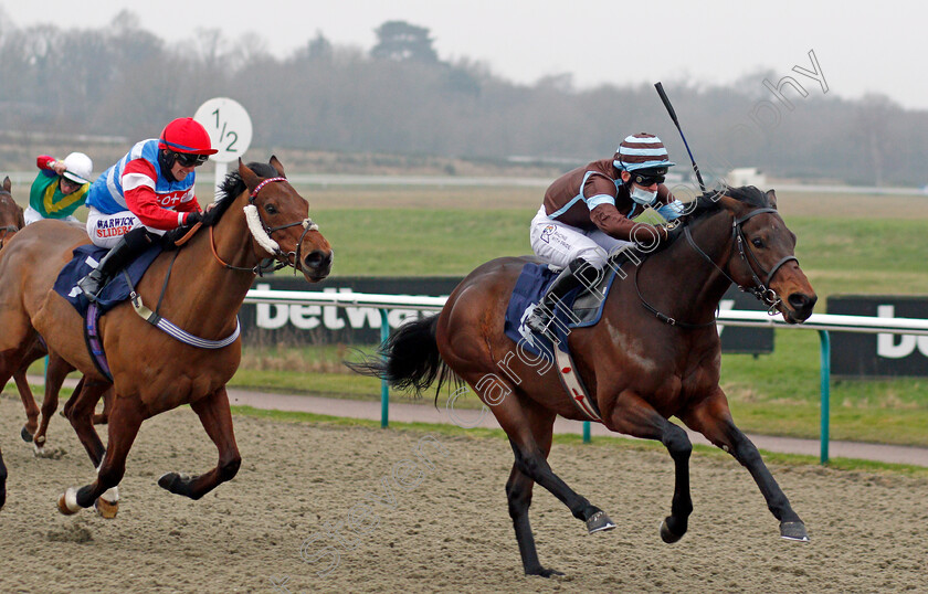 Pablo-Del-Pueblo-0002 
 PABLO DEL PUEBLO (Jack Duern) wins The Betway Casino Handicap
Lingfield 25 Jan 2022 - Pic Steven Cargill / Racingfotos.com