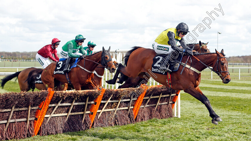 Aucunrisque 
 AUCUNRISQUE (Tom Cannon)
Aintree 8 Apr 2022 - Pic Steven Cargill / Racingfotos.com