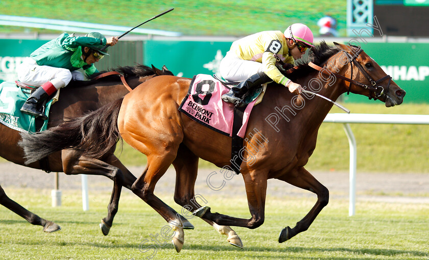 Fourstar-Crook-0003 
 FOURSTAR CROOK (Irad Ortiz) wins The New York Stakes
Belmont Park 8 Jun 2018 - Pic Steven Cargill / Racingfotos.com