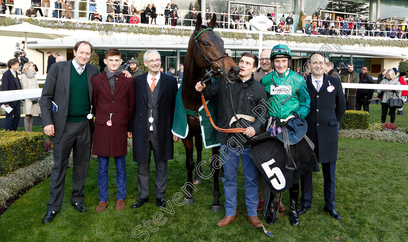 Kildisart-0006 
 KILDISART (Darly Jacob) with Ben Pauling, Anthony Bromily, and Simon Munir after The Sebastian's Action Trust Graduation Chase
Ascot 22 Dec 2018 - Pic Steven Cargill / Racingfotos.com