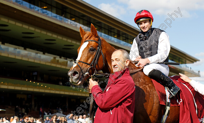 Kyprios-0010 
 KYPRIOS (Ryan Moore) winner of The Qatar Prix du Cadran
Longchamp 5 Oct 2024 - Pic Steven Cargill / Racingfotos.com