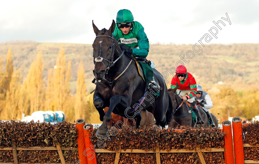 Calett-Mad-0001 
 CALETT MAD (Daryl Jacob) wins The Junior Jumpers Novices Hurdle Cheltenham 28 oct 2017 - Pic Steven Cargill / Racingfotos.com