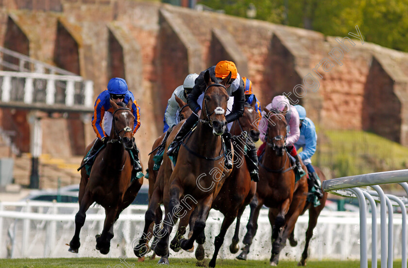 Quenelle-d Or-0003 
 QUENELLE D'OR (James Doyle) leads the field the Weatherbys ePassport Cheshire Oaks beneath the city walls
Chester 5 May 2021 - Pic Steven Cargill / Racingfotos.com