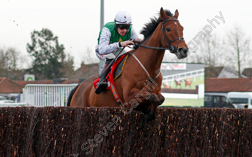 Tintern-Theatre-0001 
 TINTERN THEATRE (Sam Twiston-Davies) wins The 32Red.com Handicap Chase Kempton 27 Dec 2017 - Pic Steven Cargill / Racingfotos.com