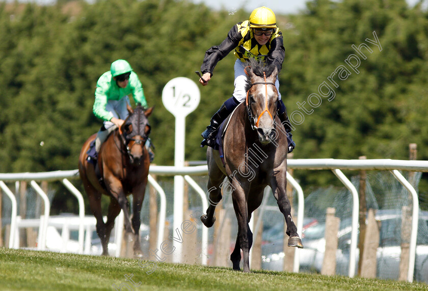 Straight-Ash-0003 
 STRAIGHT ASH (Seamus Cronin) wins The mintbet.com World Cup 1st Goalscorer 100% Boost Handicap
Brighton 3 Jul 2018 - Pic Steven Cargill / Racingfotos.com