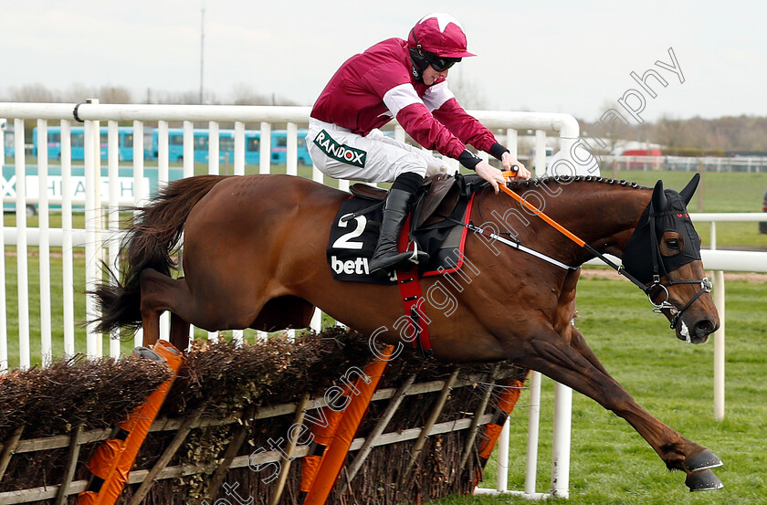 Felix-Desjy-0004 
 FELIX DESJY (Jack Kennedy) wins The Betway Top Novices Hurdle
Aintree 5 Apr 2019 - Pic Steven Cargill / Racingfotos.com