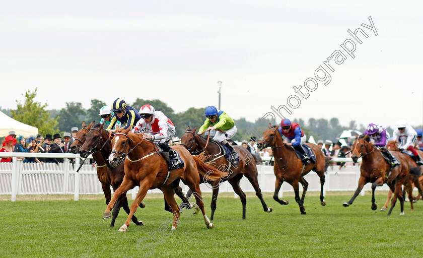 Holloway-Boy-0003 
 HOLLOWAY BOY (Daniel Tudhope) wins The Chesham Stakes
Royal Ascot 18 Jun 2022 - Pic Steven Cargill / Racingfotos.com