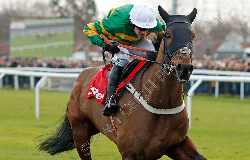 Hell s-Kitchen-0007 
 HELL'S KITCHEN (Barry Geraghty) wins The 32Red.com Novices Limited Handicap Chase Kempton 26 Dec 2017 - Pic Steven Cargill / Racingfotos.com