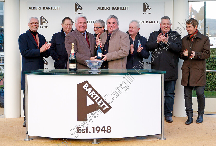 Redford-Road-0009 
 Presentation to Nigel Twiston-Davies and the Options O Syndicate for The Albert Bartlett Novices Hurdle won by REDFORD ROAD
Cheltenham 14 Dec 2019 - Pic Steven Cargill / Racingfotos.com