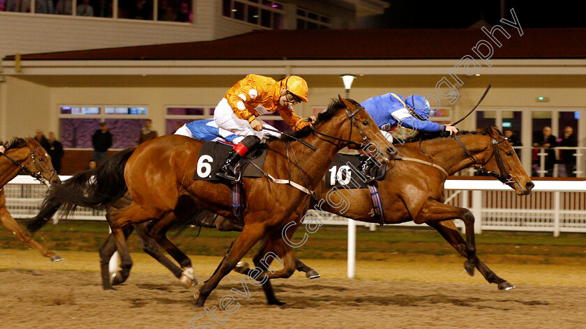 The-Night-King-0002 
 THE NIGHT KING (right, Franny Norton) beats YAA MOUS (centre) in The Book Tickets Online At chelmsfordcityracecourse.com Handicap
Chelmsford 29 Nov 2018 - Pic Steven Cargill / Racingfotos.com