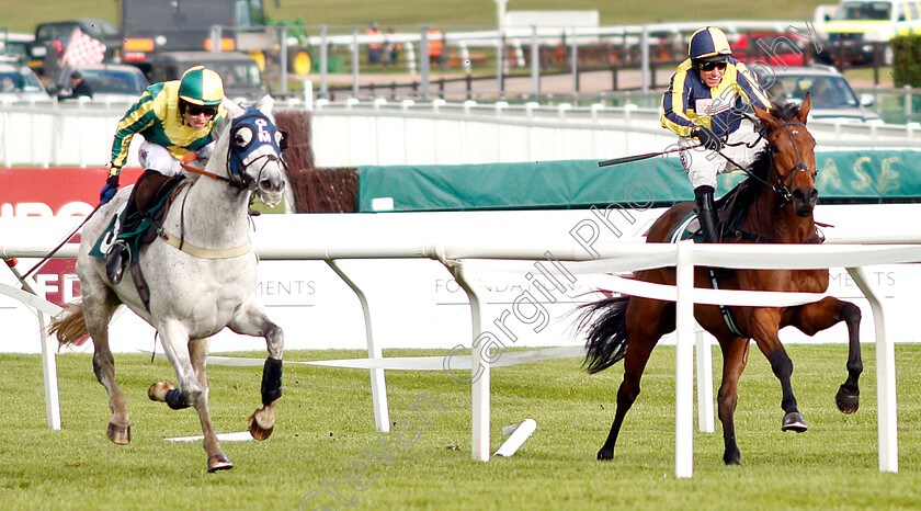 Diakali-0002 
 DIAKALI (left, Joshua Moore) wins The squareintheair.com Novices Chase as ONE FOR BILLY (Harry Skelton) ducks out
Cheltenham 26 Oct 2018 - Pic Steven Cargill / Racingfotos.com