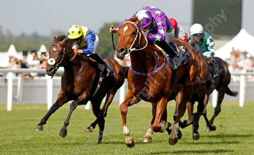 Intellogent-0001 
 INTELLOGENT (James Doyle)
Royal Ascot 15 Jun 2022 - Pic Steven Cargill / Racingfotos.com