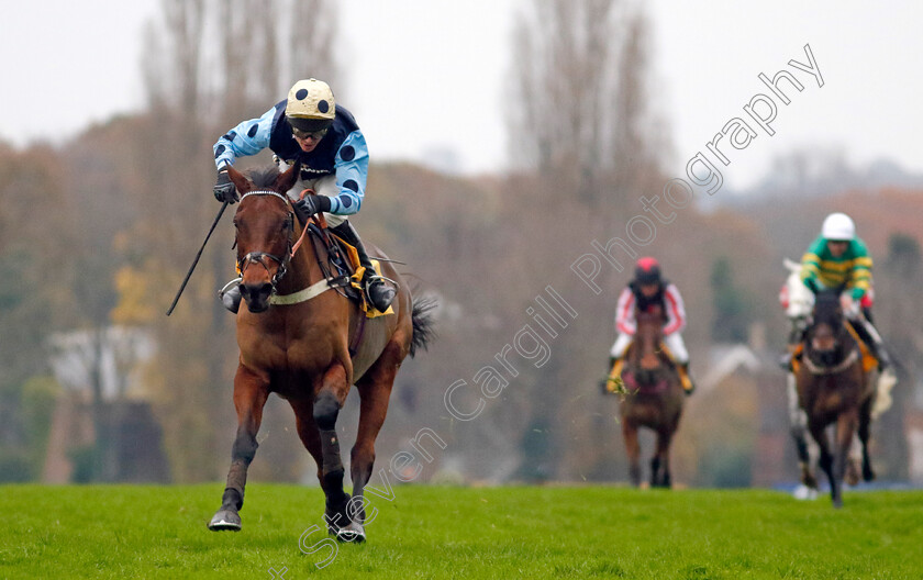 Edwardstone-0003 
 EDWARDSTONE (Tom Cannon) wins The Betfair Tingle Creek Chase
Sandown 3 Dec 2022 - Pic Steven Cargill / Racingfotos.com