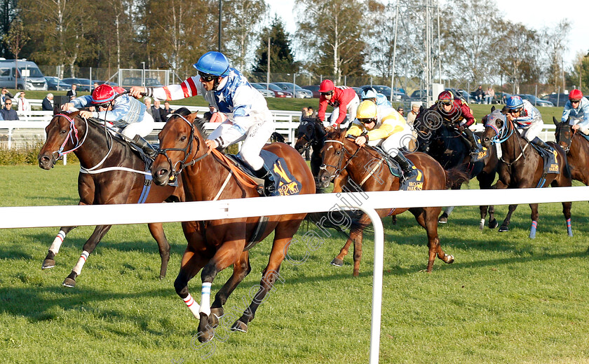 Ambiance-0002 
 AMBIANCE (Rafael De Oliveira) wins The Bro Park Sprint Championship
Bro Park, Sweden 23 Sep 2018 - Pic Steven Cargill / Racingfotos.com