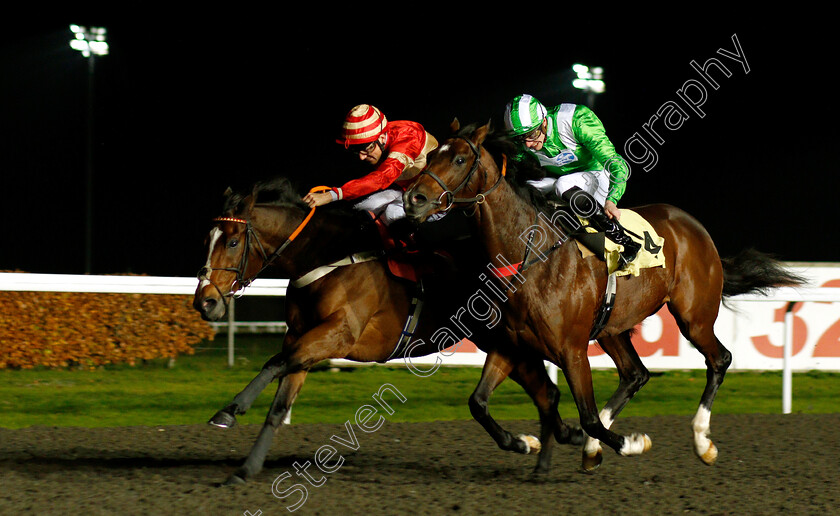 Exceeding-Power-0001 
 EXCEEDING POWER (left, George Wood) beats LANDUE (right) in The 32Red.com Handicap
Kempton 21 Nov 2018 - Pic Steven Cargill / Racingfotos.com