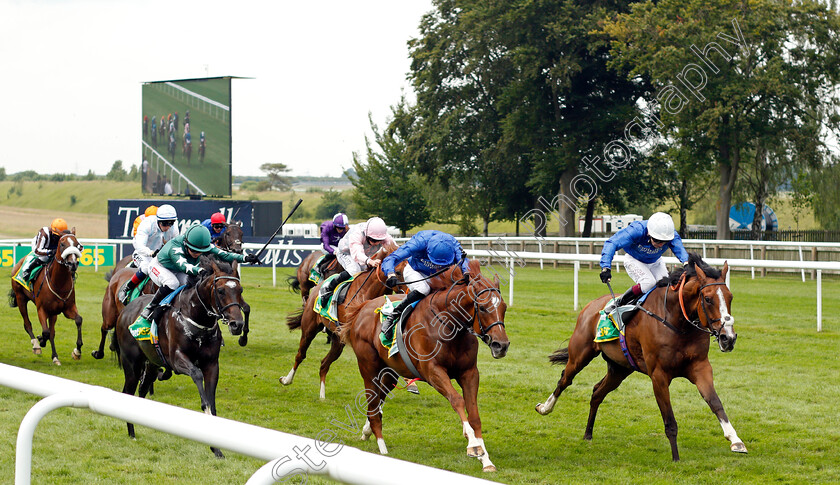 Live-Your-Dream-0001 
 LIVE YOUR DREAM (right, Oisin Murphy) beats GLOBAL STORM (centre) in The bet365 Trophy
Newmarket 9 Jul 2021 - Pic Steven Cargill / Racingfotos.com