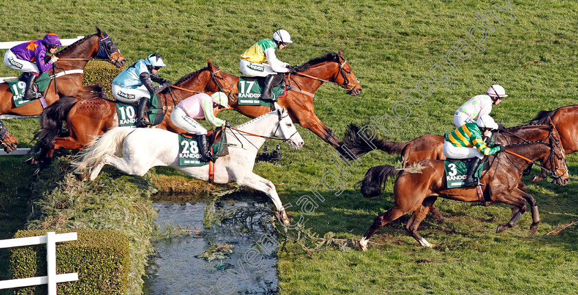 Anibale-Fly-and-Baie-Des-Iles-0002 
 ANIBALE FLY (right, Barry Geraghty) with WARRIORS TALE (17) and BAIE DES ILES (28, Katie Walsh) over The Water in The Randox Health Grand National Aintree 14 Apr 2018 - Pic Steven Cargill / Racingfotos.com