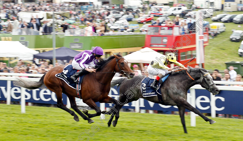 Defoe-0003 
 DEFOE (Andrea Atzeni) beats KEW GARDENS (left) in The Investec Coronation Cup
Epsom 31 May 2019 - Pic Steven Cargill / Racingfotos.com