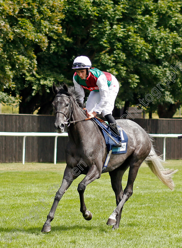 Star-Fortress 
 STAR FORTRESS (Rossa Ryan)
Newmarket 30th July 2022 - Pic Steven Cargill / Racingfotos.com