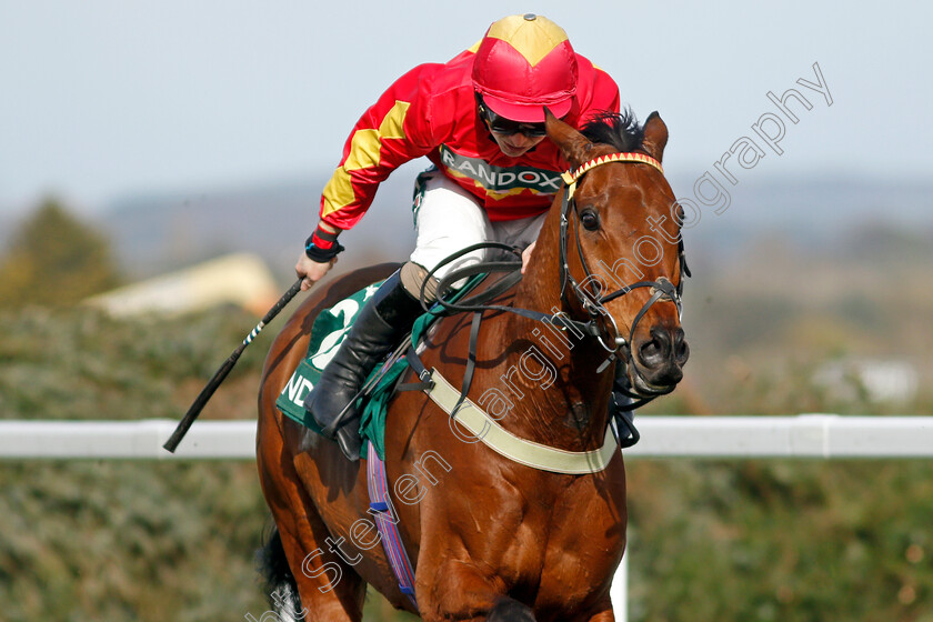 Mac-Tottie-0007 
 MAC TOTTIE (Sean Bowen) wins The Randox Topham Handicap Chase
Aintree 8 Apr 2022 - Pic Steven Cargill / Racingfotos.com