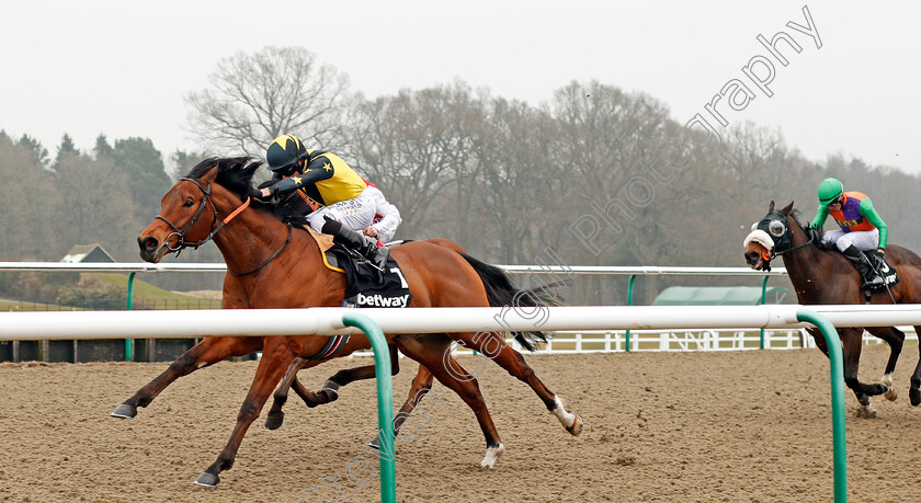 Encore-D Or-0001 
 ENCORE D'OR (Ryan Moore) wins The Betway Handicap Lingfield 3 Mar 2018 - Pic Steven Cargill / Racingfotos.com