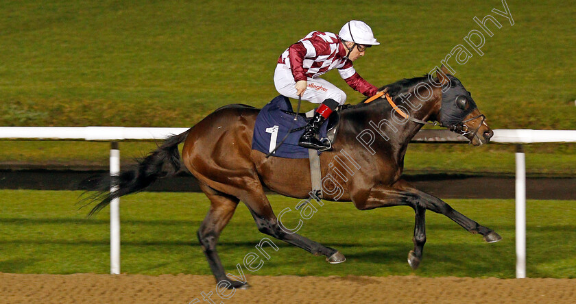 Summeronsevenhills-0007 
 SUMMERONSEVENHILLS (Shane Kelly) wins The Ladbrokes Nursery
Wolverhampton 19 Dec 2019 - Pic Steven Cargill / Racingfotos.com