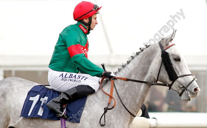 Grenham-Bay-0001 
 GRENHAM BAY (Ryan Moore)
Lingfield 20 Jan 2024 - Pic Steven Cargill / Racingfotos.com