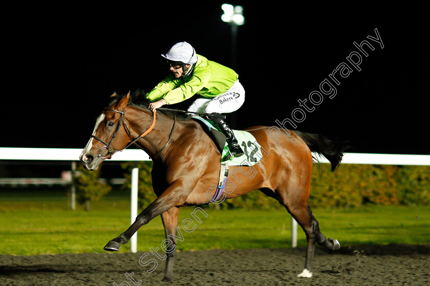 Beatisa-0004 
 BEATISA (Richard Kingscote) wins The 32Red On The App Store Handicap Kempton 4 Oct 2017 - Pic Steven Cargill / Racingfotos.com