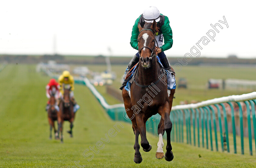 Limato-0004 
 LIMATO (Harry Bentley) wins The Godolphin Stud And Stable Staff Awards Challenge Stakes Newmarket 13 Oct 2017 - Pic Steven Cargill / Racingfotos.com