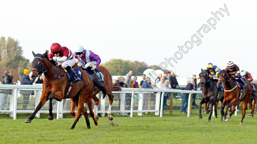 Pocket-The-Profit-0002 
 POCKET THE PROFIT (Ryan Moore) wins The Free Replays On attheraces.com Nursery
Yarmouth 19 Oct 2021 - Pic Steven Cargill / Racingfotos.com