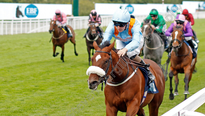 The-Platinum-Queen-0002 
 THE PLATINUM QUEEN (Oisin Orr) wins The British EBF Alice Keppel Fillies Conditions Stakes
Goodwood 27 Jul 2022 - Pic Steven Cargill / Racingfotos.com