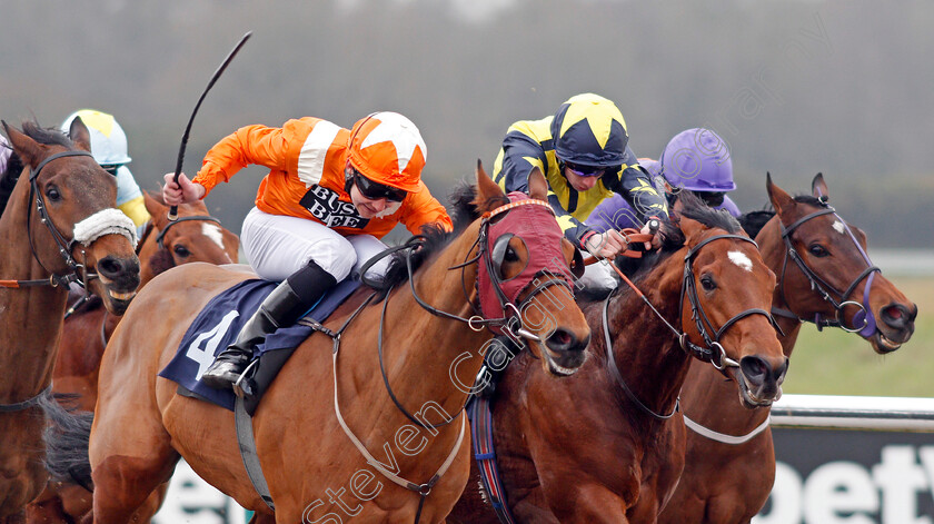 Goring-0005 
 GORING (left, Charles Bishop) beats SURREY HOPE (2nd right) and BATTLE OF MARATHON (right) in The Play For Free At sunbets.co.uk/vegas Handicap Lingfield 13 Jan 2018 - Pic Steven Cargill / Racingfotos.com