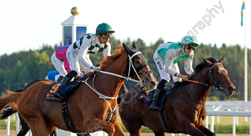 Best-Of-Lips-0006 
 BEST OF LIPS (right, Hugo Boutin) beats HARD ONE TO PLEASE (left) in The Stockholm Cup International
Bro Park, Sweden , 15 Sep 2024 - Pic Steven Cargill / Racingfotos.com