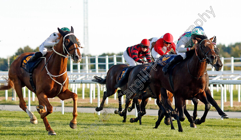 Best-Of-Lips-0004 
 BEST OF LIPS (right, Hugo Boutin) beats HARD ONE TO PLEASE (left) in The Stockholm Cup International
Bro Park, Sweden , 15 Sep 2024 - Pic Steven Cargill / Racingfotos.com