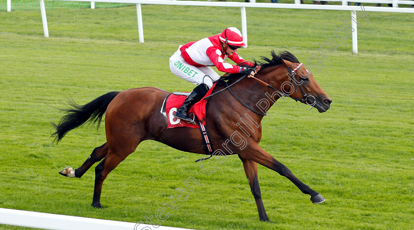 The-Emperor-Within-0003 
 THE EMPEROR WITHIN (Josephine Gordon) wins The Best Odds Guaranteed At 188bet Handicap
Sandown 31 Aug 2018 - Pic Steven Cargill / Racingfotos.com