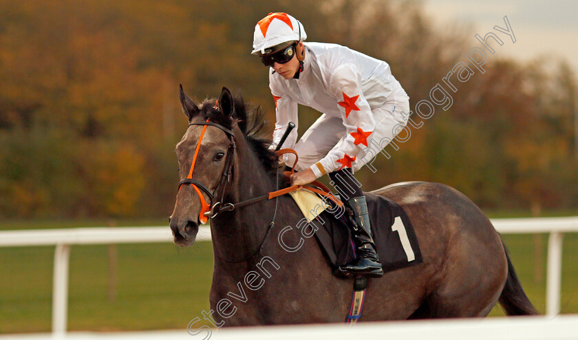 Angel s-Whisper-0001 
 ANGEL'S WHISPER (James Doyle) Chelmsford 12 Oct 2017 - Pic Steven Cargill / Racingfotos.com