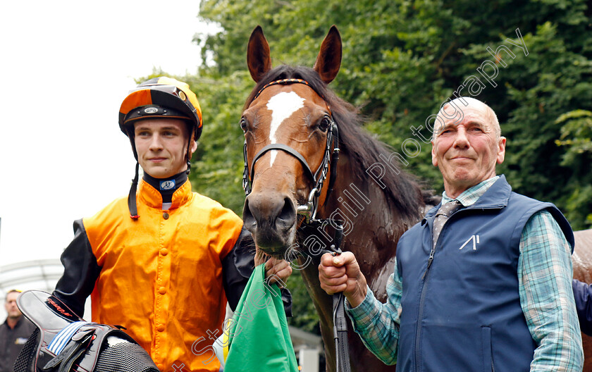 Arabian-Dusk-0012 
 ARABIAN DUSK (Harry Davies) winner of The Duchess Of Cambridge Stakes
Newmarket 12 Jul 2024 - pic Steven Cargill / Racingfotos.com