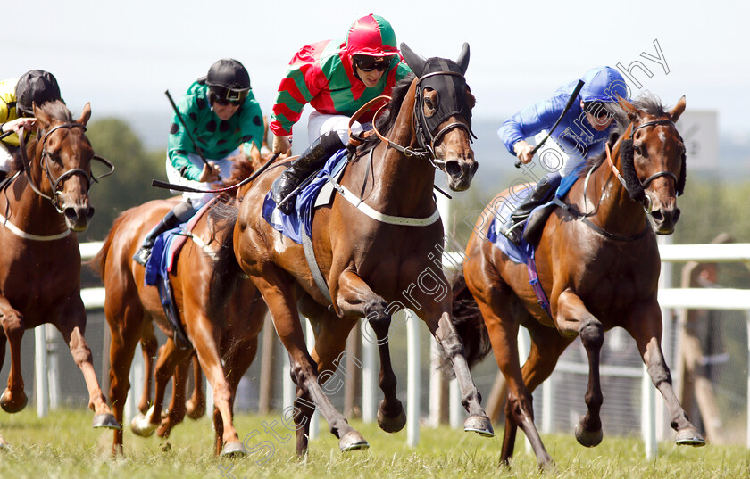 Clon-Coulis-0004 
 CLON COULIS (Ben Curtis) beats PROMISING RUN (right) in The Weatherbys General Stud Book Pipalong Stakes
Pontefract 10 Jul 2018 - Pic Steven Cargill / Racingfotos.com