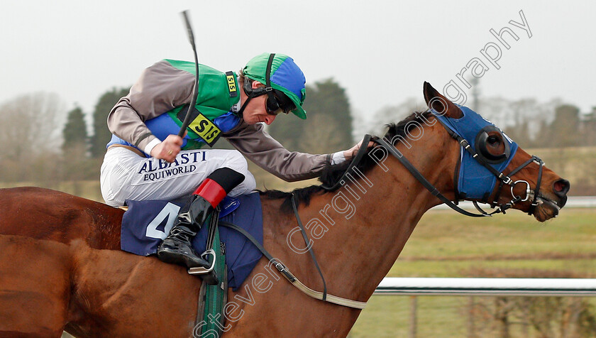 Kafeel-0005 
 KAFEEL (Adam Kirby) wins The Play Starburst Slot At sunbets.co.uk/vegas Handicap Div1 Lingfield 30 Dec 2017 - Pic Steven Cargill / Racingfotos.com