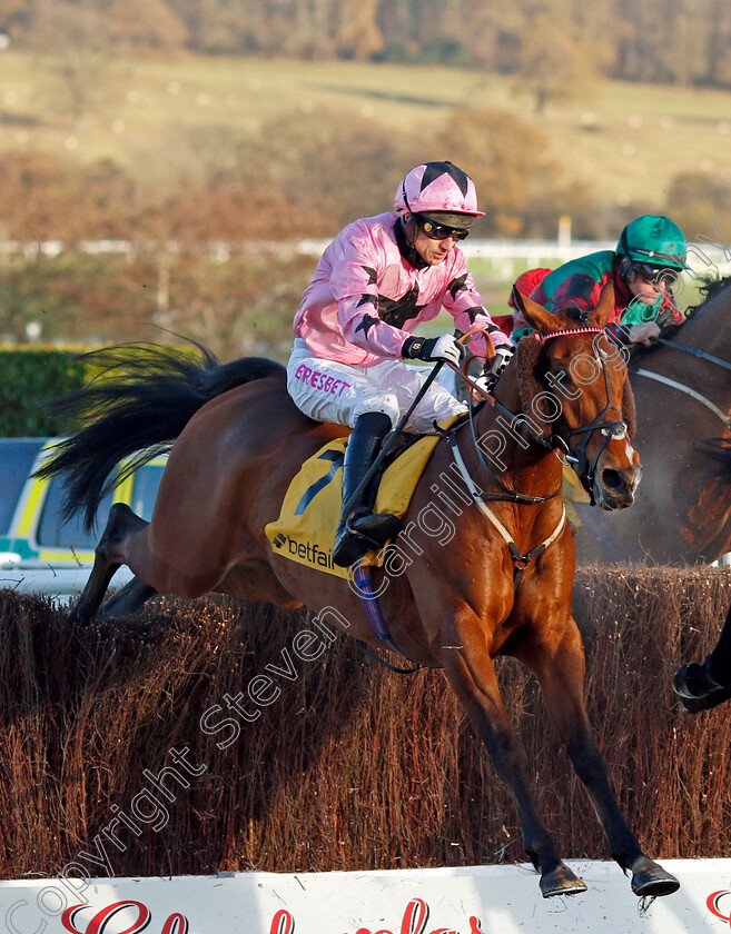 Hurricane-Harvey-0002 
 HURRICANE HARVEY (Paddy Brennan) 
Cheltenham 10 Dec 2021 - Pic Steven Cargill / Racingfotos.com