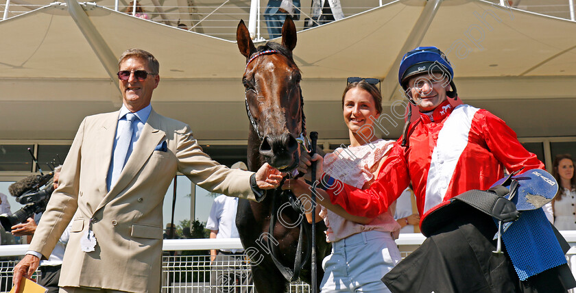 Audience-0009 
 AUDIENCE (Robert Havlin) winner of The HKJC World Pool Lennox Stakes
Goodwood 30 Jul 2024 - Pic Steven Cargill / racingfotos.com