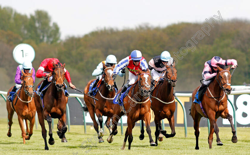 Last-Enchantment-0001 
 LAST ENCHANTMENT (right, Edward Greatrex) beats LADY ALAVESA (centre) and TIG TOG (left) in The 188bet Up To £75 Cash Bonus Fillies Handicap Nottingham 1 May 2018 - Pic Steven Cargill / Racingfotos.com