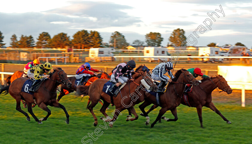 Texting-0003 
 TEXTING (right, Marco Ghiani) beats GRANDFATHER TOM (2nd right) THEGREATESTSHOWMAN (centre) and INTIMATE MOMENT (left) in The attheraces.com Handicap
Yarmouth 28 Jul 2020 - Pic Steven Cargill / Racingfotos.com