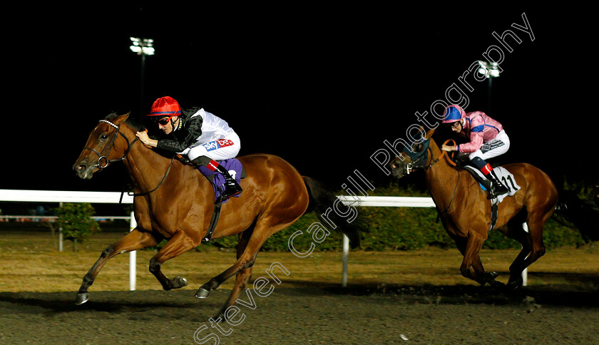 Katie-Lee-0003 
 KATIE LEE (Fran Berry) wins The 100% Profit Boost At 32Redsport.com Handicap
Kempton 8 Aug 2018 - Pic Steven Cargill / Racingfotos.com