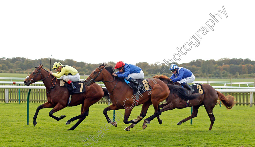 New-London-0003 
 NEW LONDON (centre, William Buick) beats SOUL STOPPER (left) in The Home of Racing Maiden Stakes
Newmarket 20 Oct 2021 - Pic Steven Cargill / Racingfotos.com